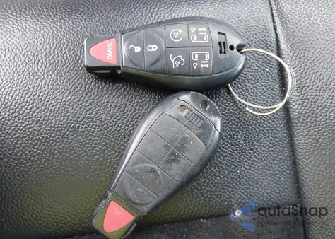 2017 Dodge Grand Caravan Sxt z USA, uszkodzony, nr VIN 2C4RDGCG0HR724365